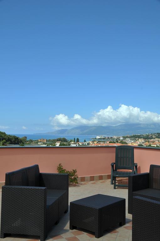 Residence Gli Ulivi Di Eolo Sapri Buitenkant foto