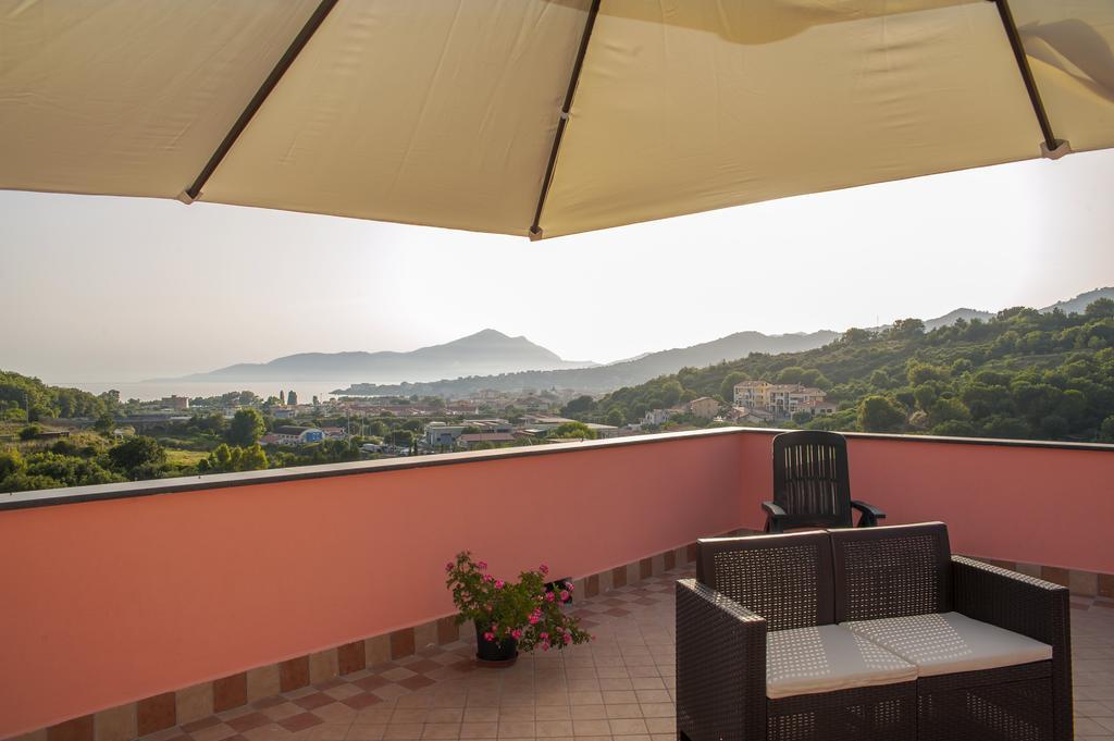 Residence Gli Ulivi Di Eolo Sapri Buitenkant foto